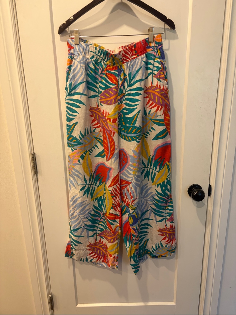 C&C California Teal & Pink Tropical Linen Pants